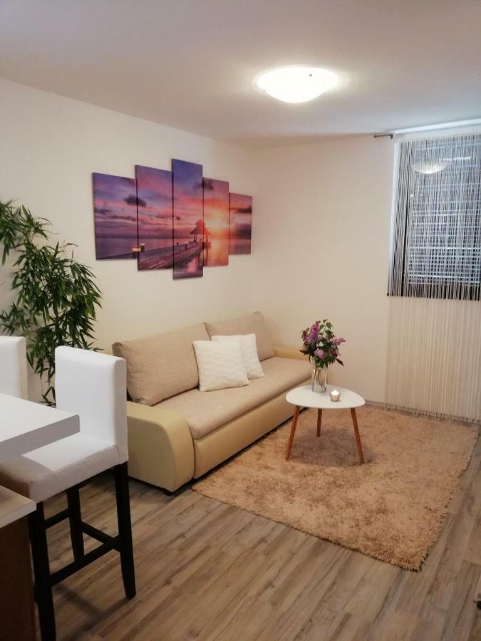 Nokturno Apartment, Self Check-In Πόρετς Εξωτερικό φωτογραφία