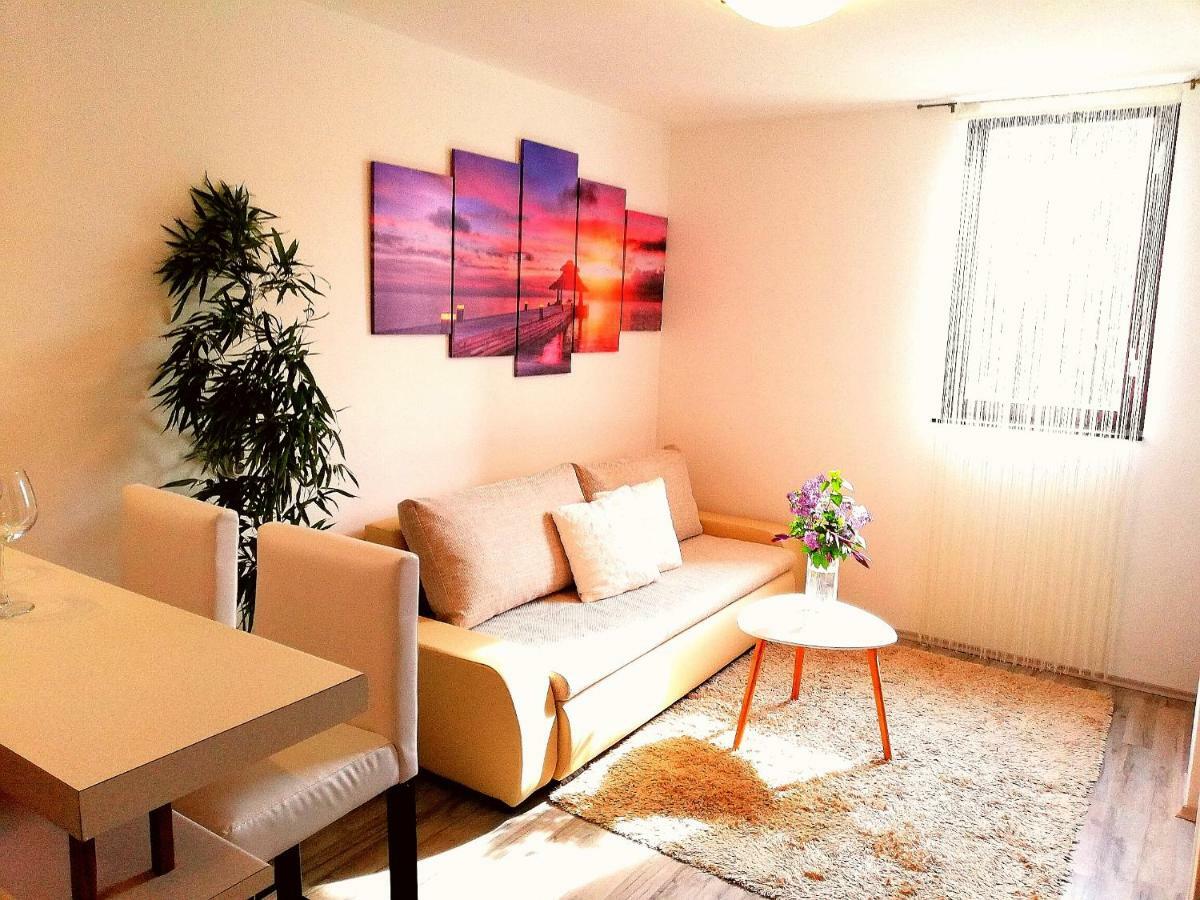 Nokturno Apartment, Self Check-In Πόρετς Εξωτερικό φωτογραφία